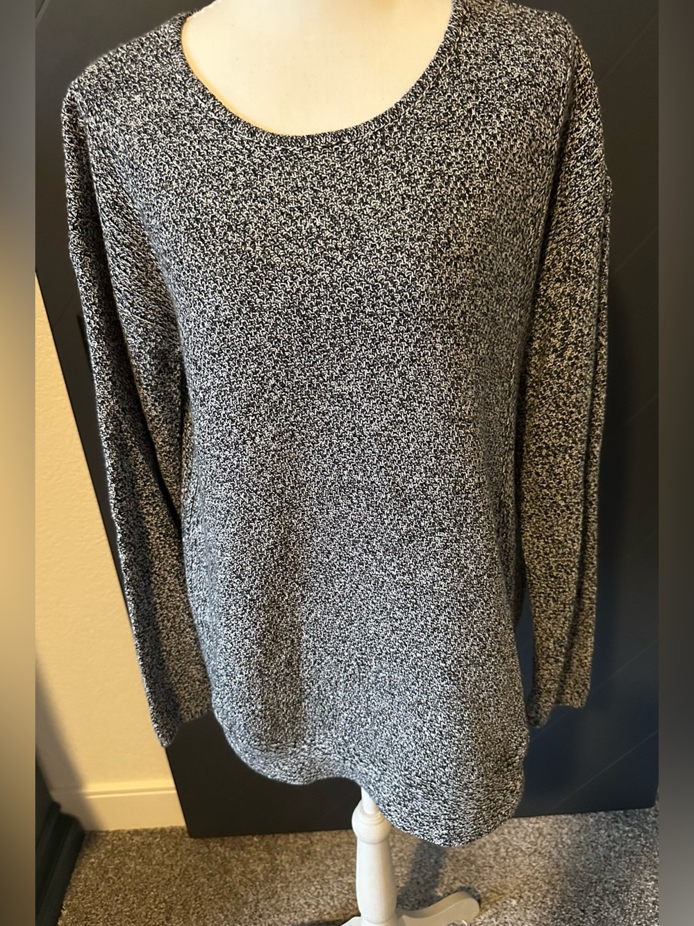 Design History Black & White Marled Scoop Neck Sweater